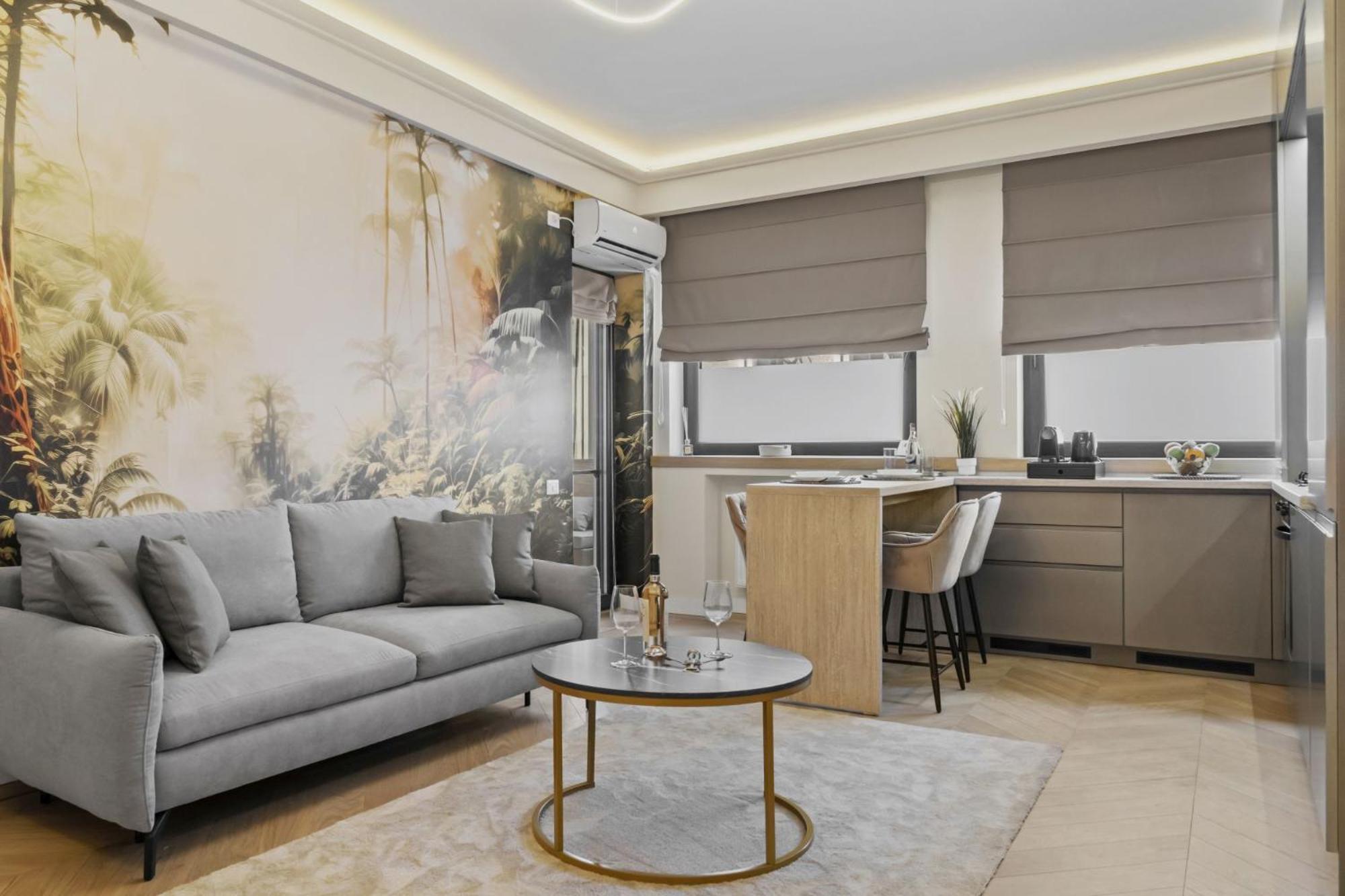Central Two Rooms Apartment The Paradise Of Lights Bucharest Luaran gambar