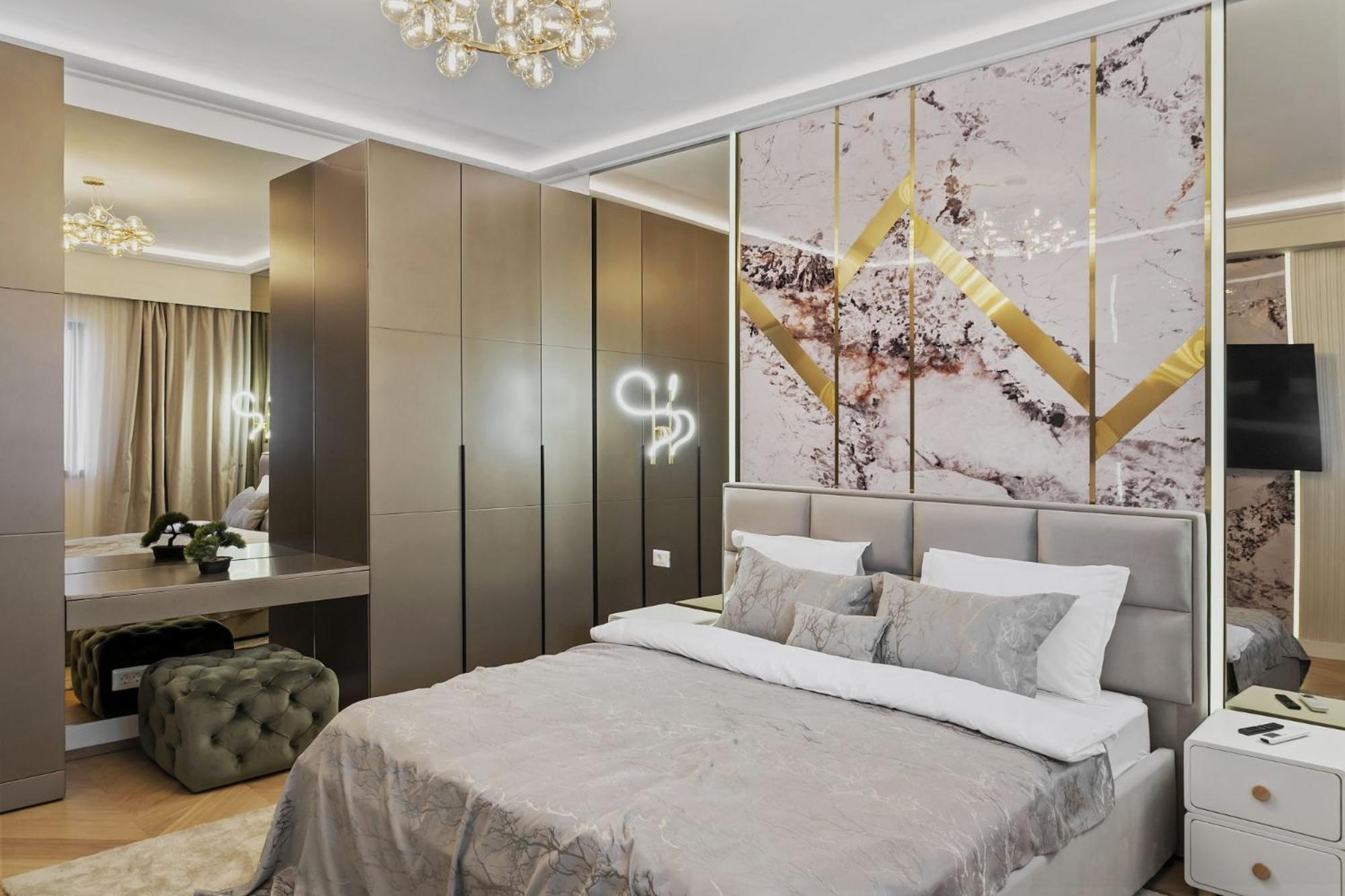 Central Two Rooms Apartment The Paradise Of Lights Bucharest Luaran gambar