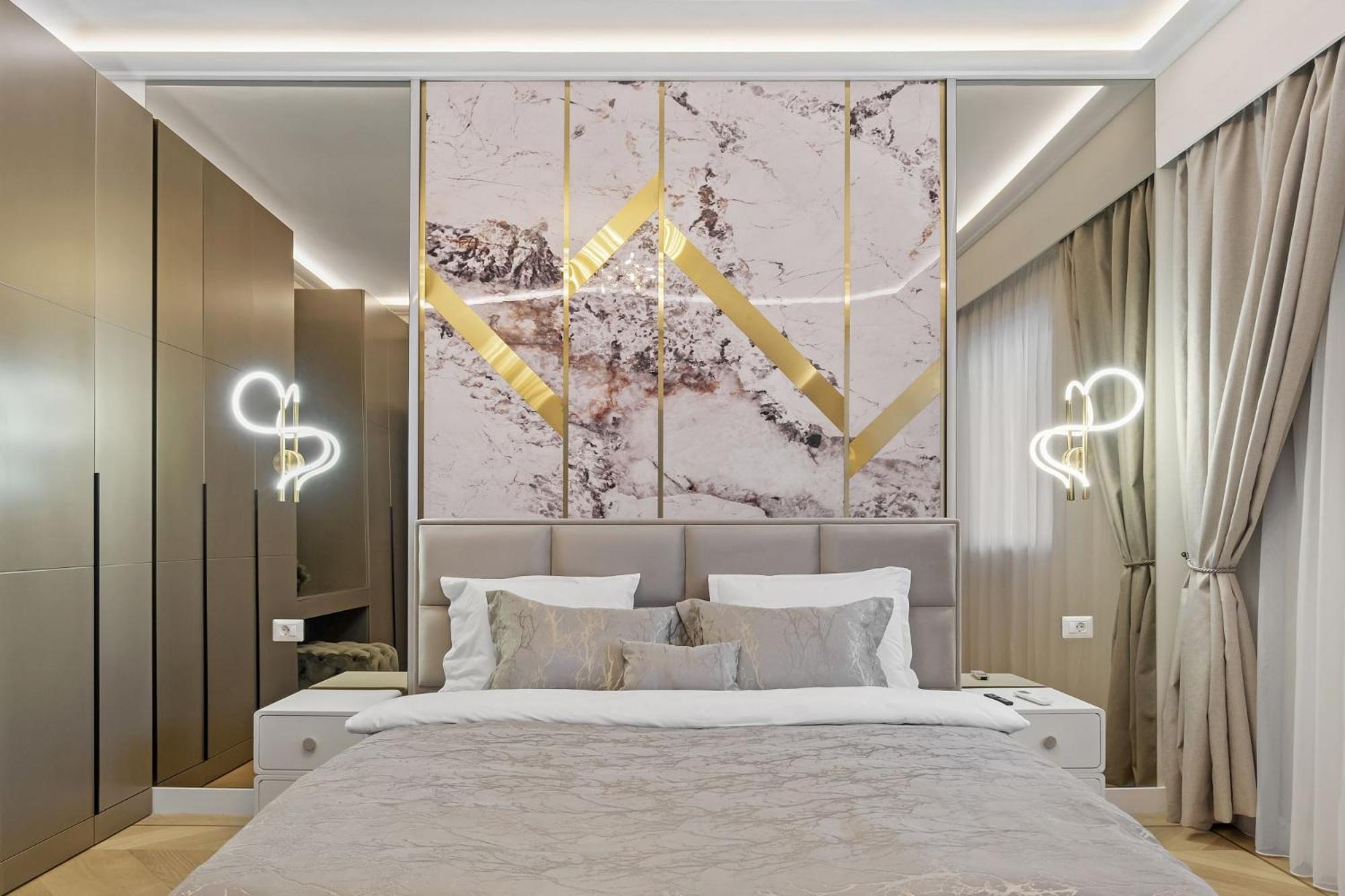 Central Two Rooms Apartment The Paradise Of Lights Bucharest Luaran gambar