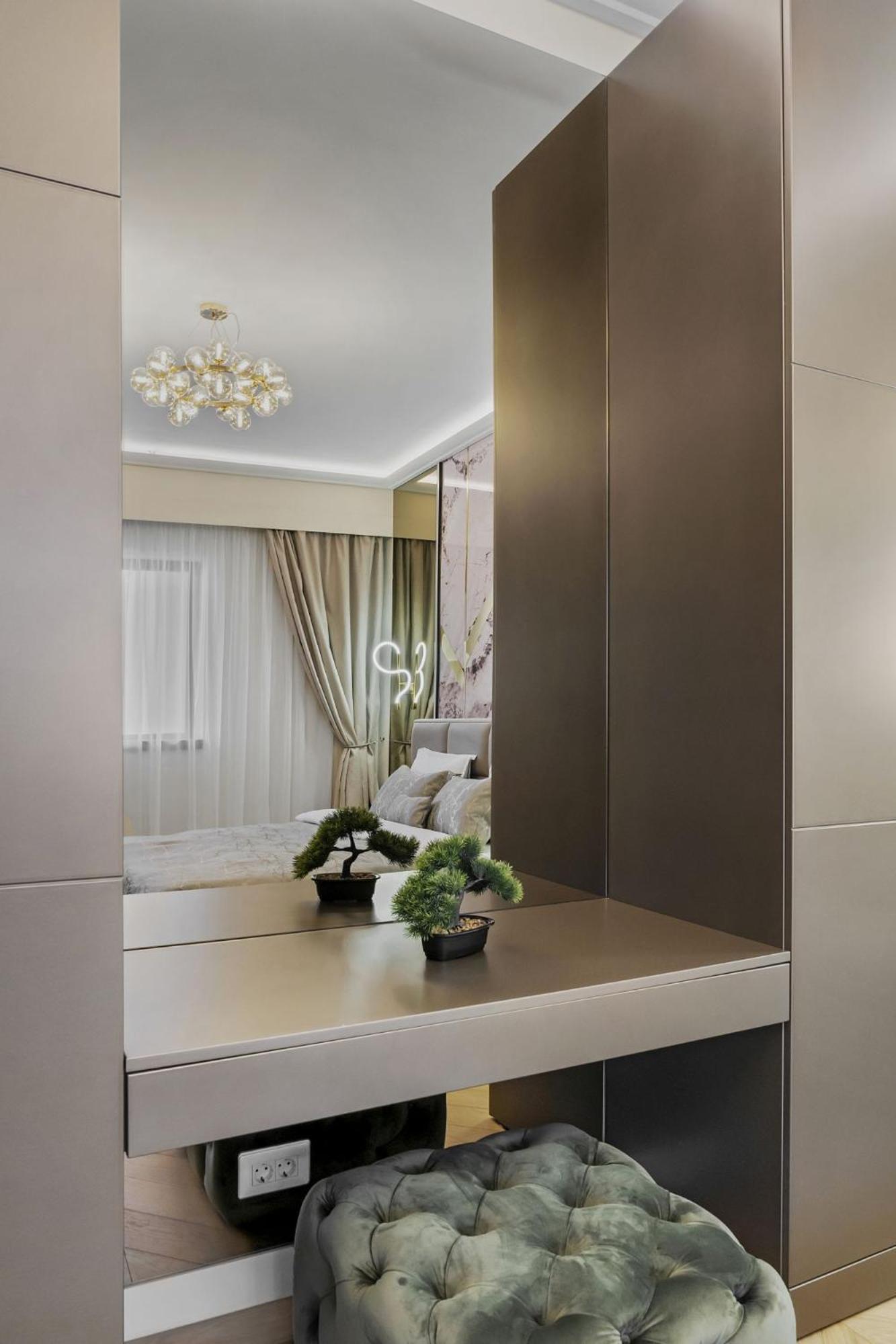 Central Two Rooms Apartment The Paradise Of Lights Bucharest Luaran gambar